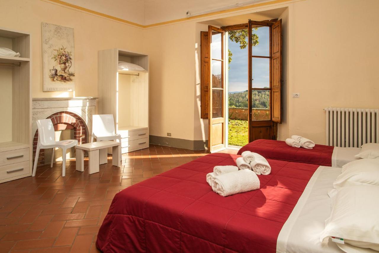 فيليني فالدارنو Villa Norcenni Aparthotel المظهر الخارجي الصورة